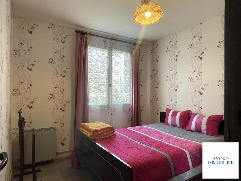 Maison - 80 m² - 5 pièces