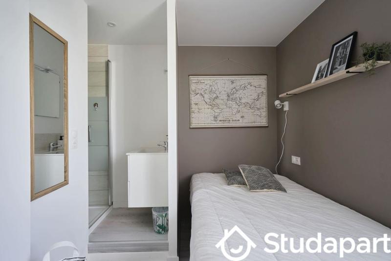 Chambre - 10 m² - 1 pièce