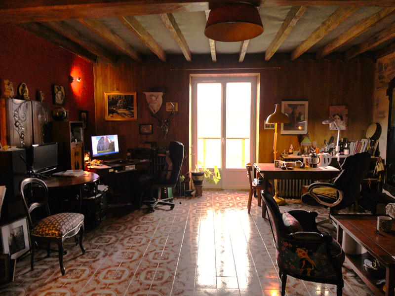 Maison - 250 m² - 7 pièces