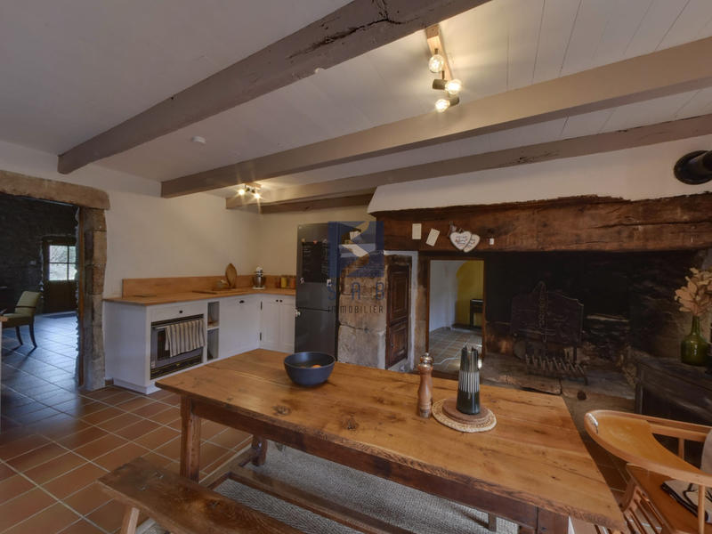 Propriété - 165 m² - 6 pièces