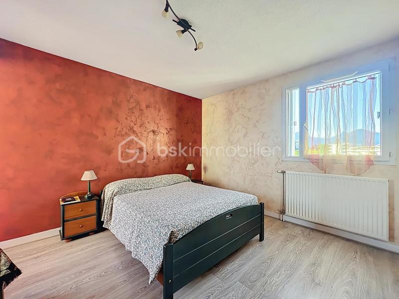 Appartement - 82 m² - 4 pièces