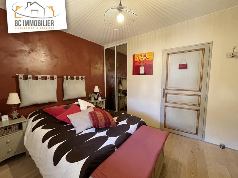 Appartement - 144 m² - 6 pièces