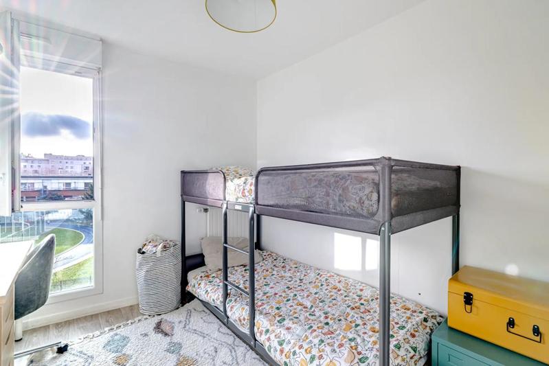 Appartement - 82 m² - 4 pièces