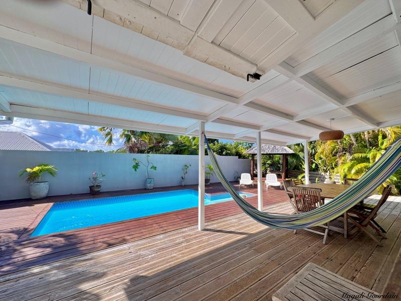 Maison - 94 m² - 5 pièces