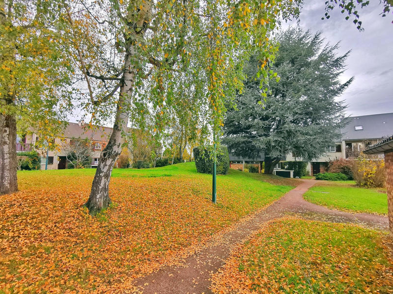 Maison - 104 m² - 6 pièces