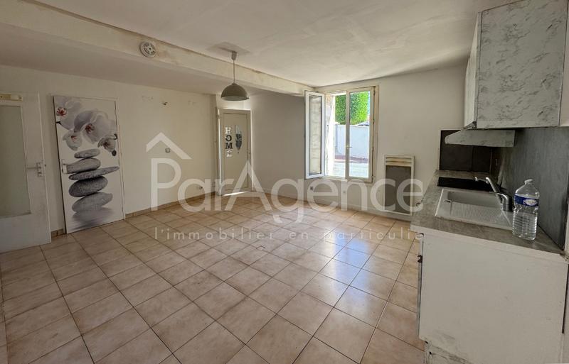 Maison - 169 m² - 9 pièces