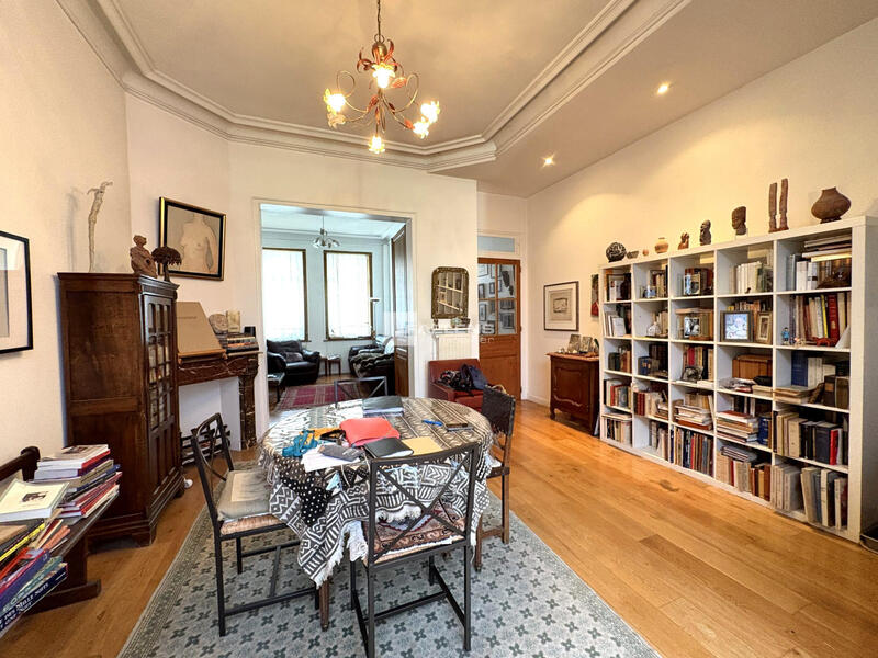 Maison - 193 m² - 5 pièces