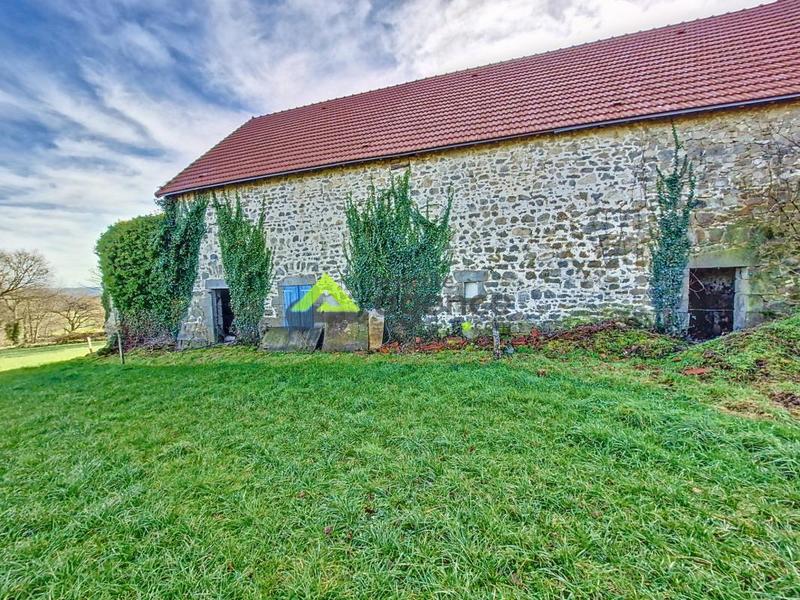 Maison - 200 m² - 2 pièces