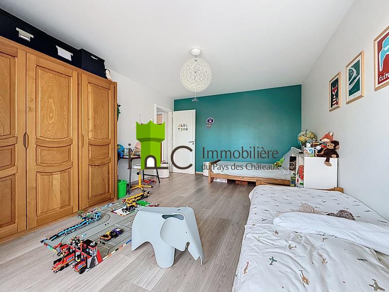 Appartement - 98 m² - 4 pièces