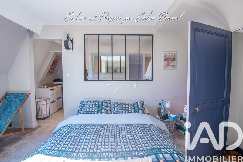 Maison - 225 m² - 10 pièces