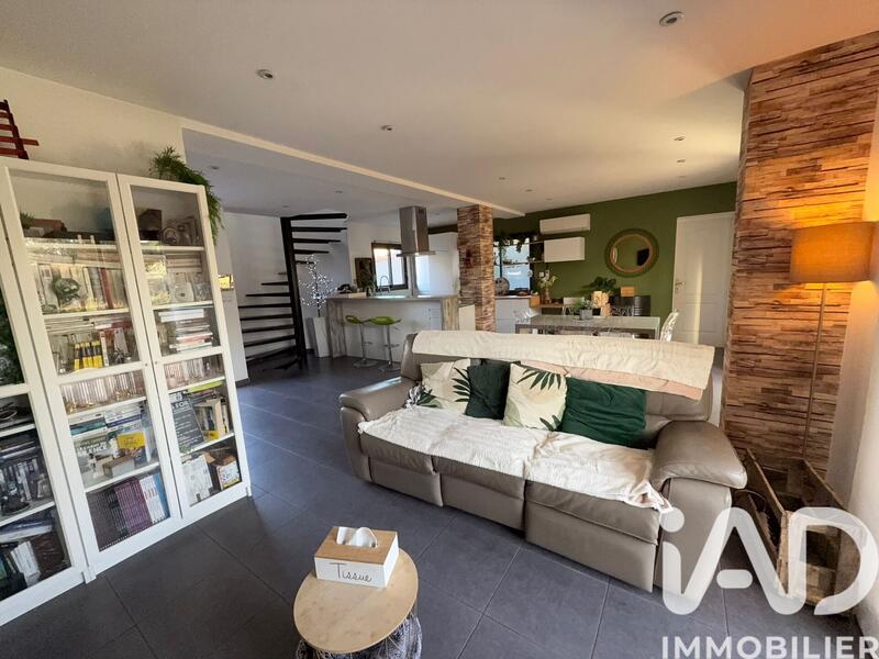 Maison - 103 m² - 4 pièces