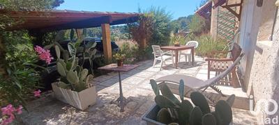 Maison - 189 m² - 7 pièces