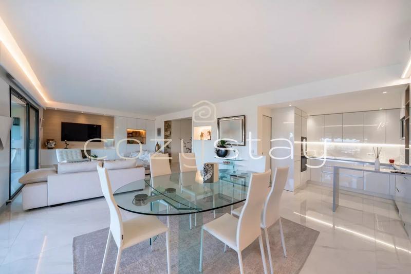 Appartement - 121 m² - 4 pièces