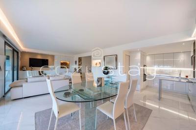 Appartement - 121 m² - 4 pièces