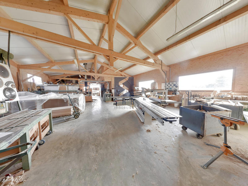 Maison - 160 m² - 5 pièces