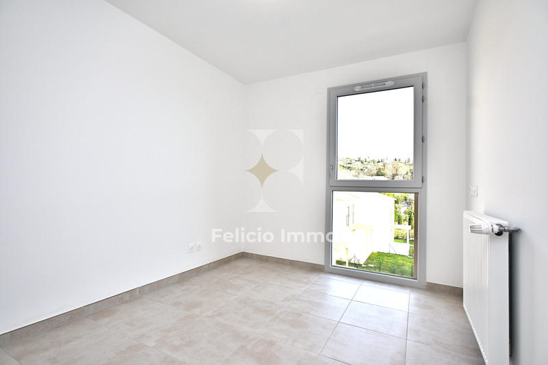 Appartement - 83 m² - 3 pièces