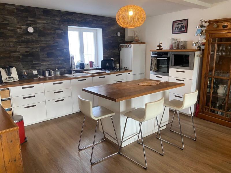 Appartement - 122 m² - 6 pièces