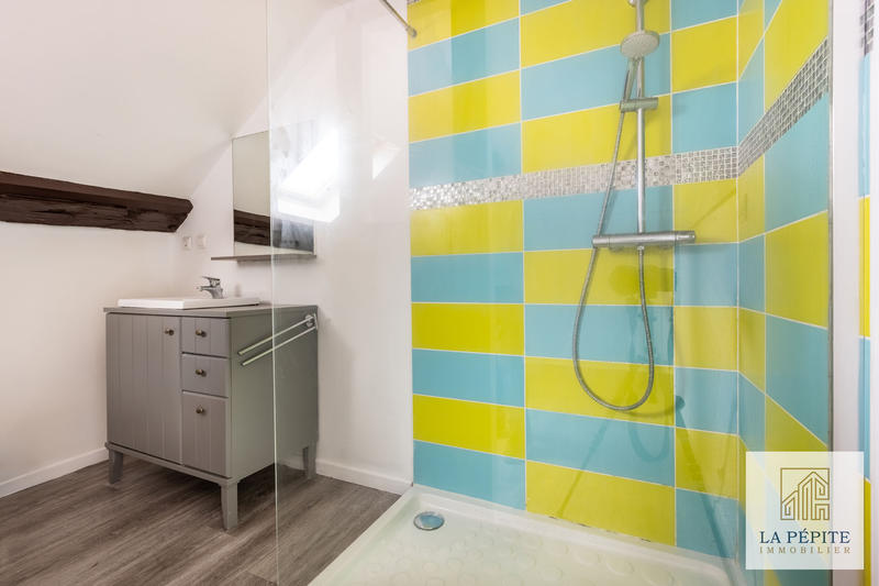 Maison - 95 m² - 4 pièces