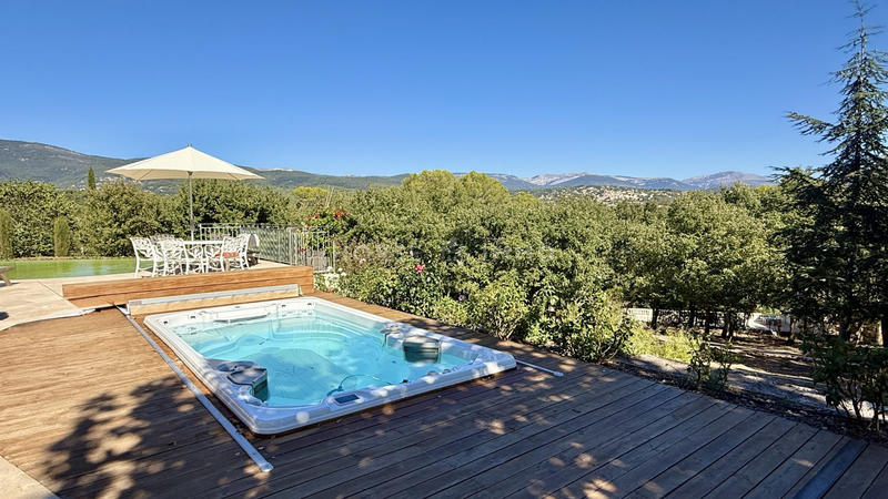 Maison - 150 m² - 5 pièces