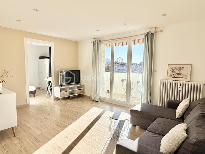 Appartement - 61 m² - 3 pièces