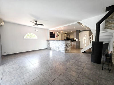 Maison - 110 m² - 5 pièces