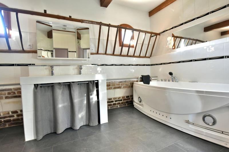 Maison - 178 m² - 5 pièces