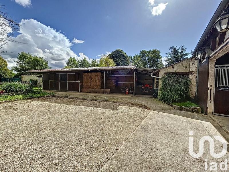 Maison - 208 m² - 8 pièces