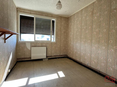 Maison - 93 m² - 4 pièces