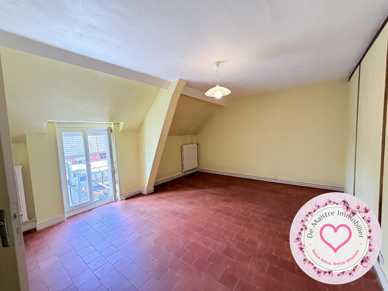 Maison - 93 m² - 4 pièces