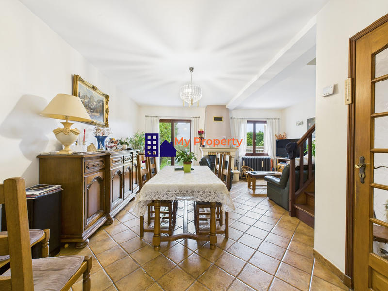 Maison traditionnelle - 102 m² - 5 pièces