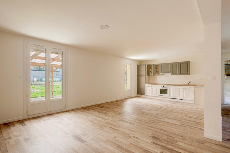 Maison - 106 m² - 6 pièces