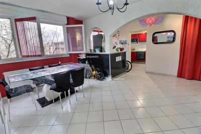 Appartement - 80 m² - 4 pièces