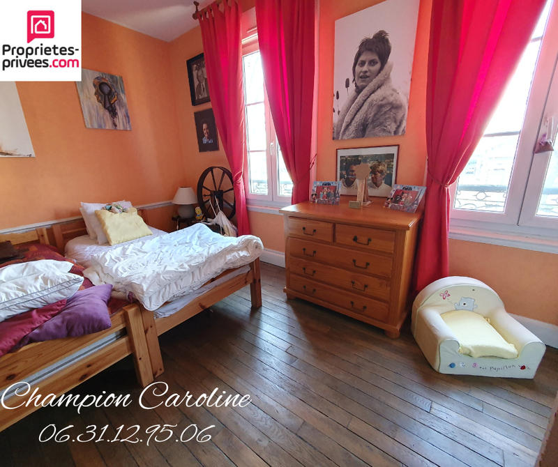 Maison - 205 m² - 10 pièces