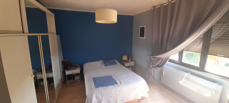 Maison - 220 m² - 9 pièces