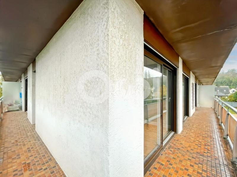 Appartement - 77 m² - 3 pièces