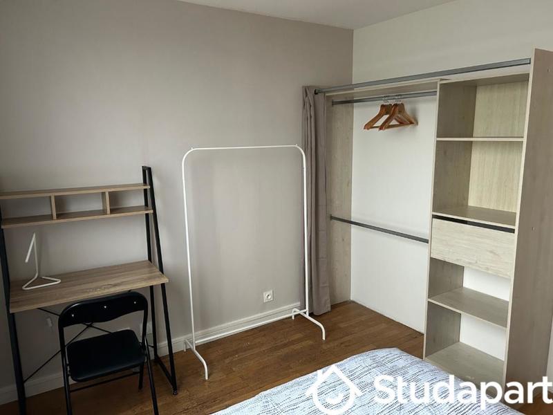 Chambre - 9 m² - 1 pièce