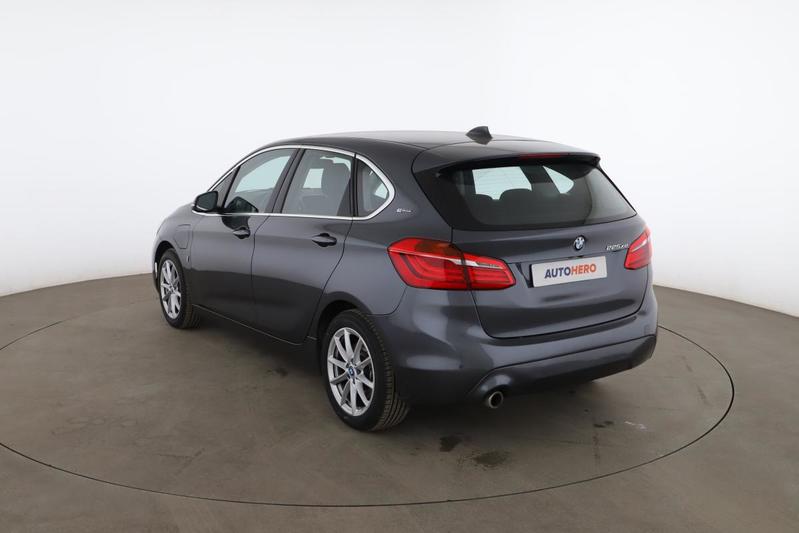 Bmw Serie 2 Active Tourer 225xeA Lounge 224 ch