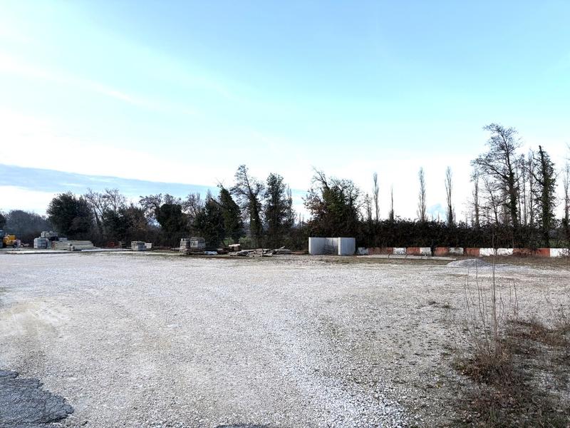 Local d'activité / Entrepôt - 350 m²