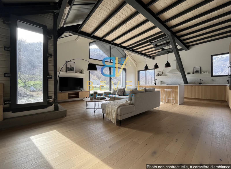 Maison - 160 m² - 6 pièces