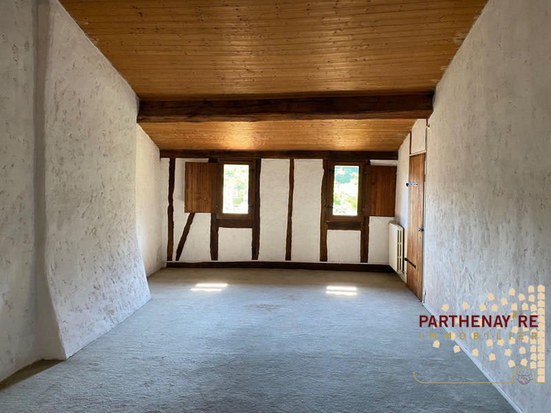 Maison ancienne - 236 m² - 6 pièces