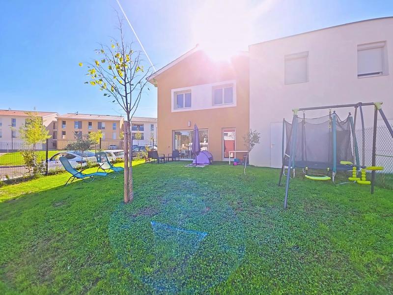 Maison - 104 m² - 5 pièces