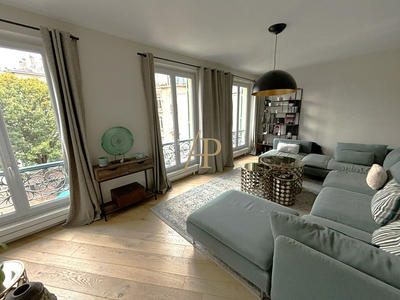 Appartement - 135 m² - 6 pièces