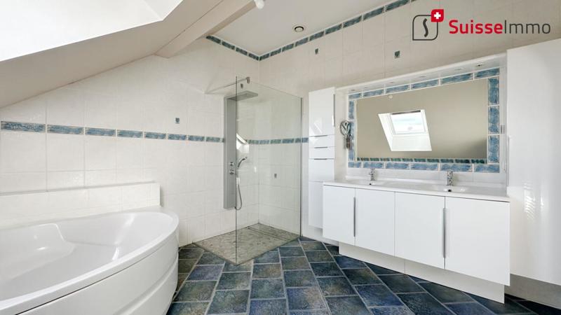 Maison - 170 m² - 6 pièces