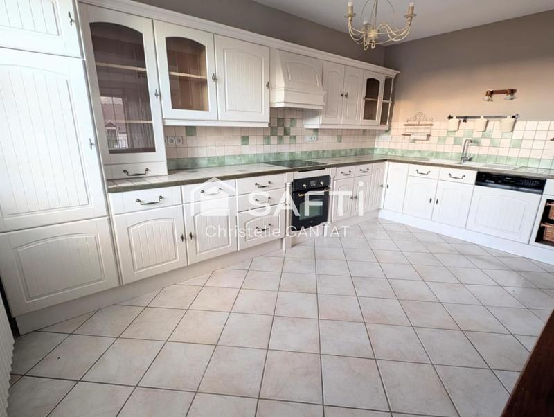 Maison - 127 m² - 6 pièces