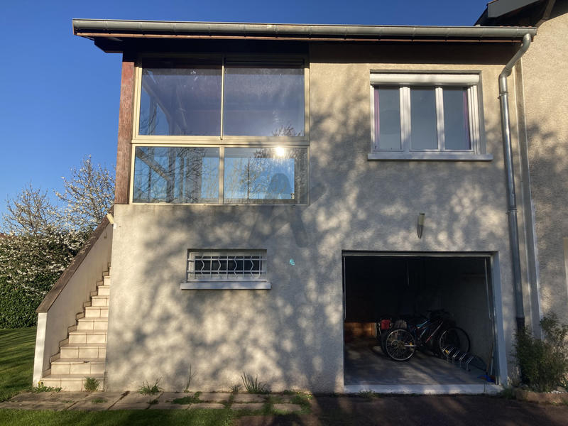 Maison - 206 m² - 8 pièces