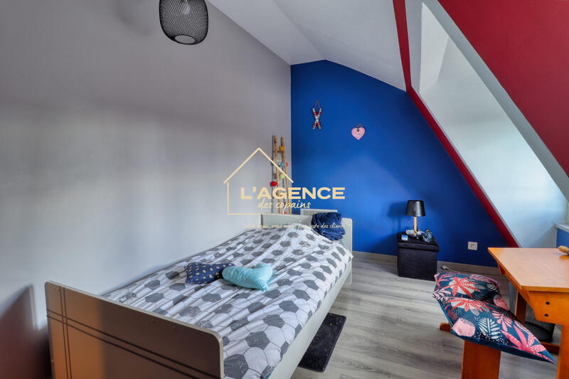 Maison - 90 m² - 4 pièces