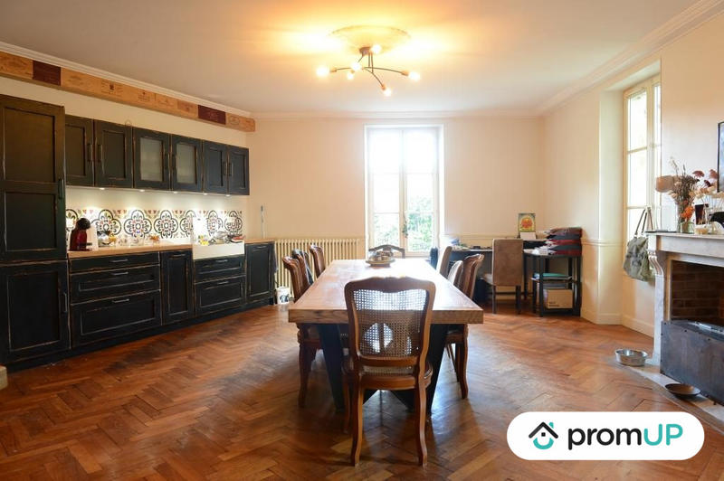 Manoir - 678 m² - 18 pièces