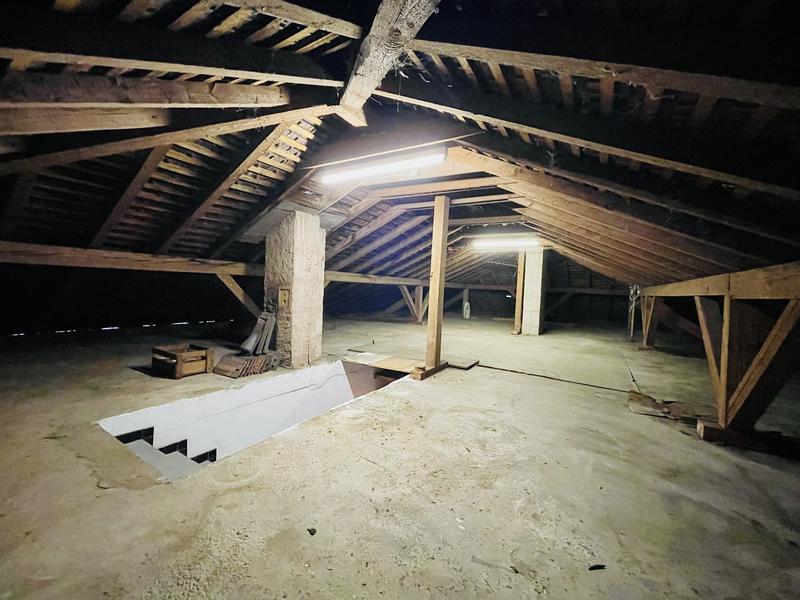 Maison - 162 m² - 8 pièces