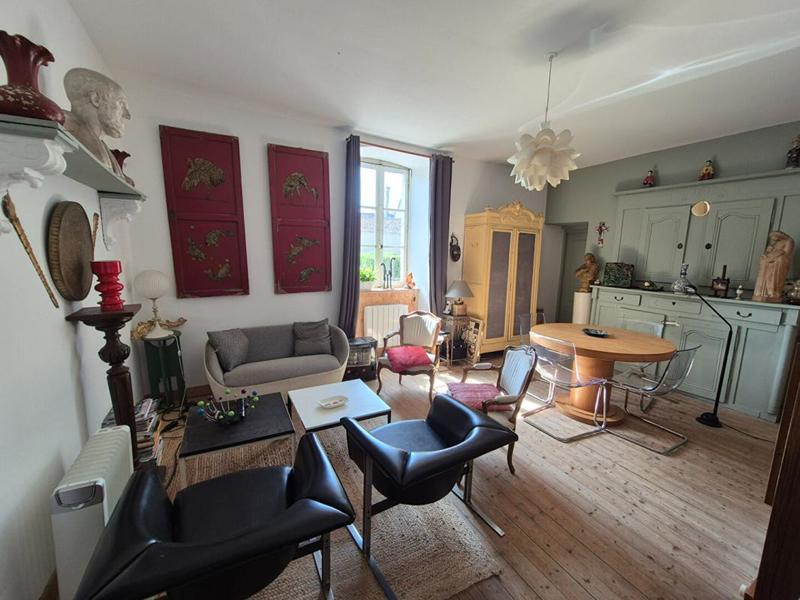 Maison bourgeoise - 149 m² - 4 pièces