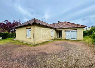 Maison - 84 m² - 5 pièces